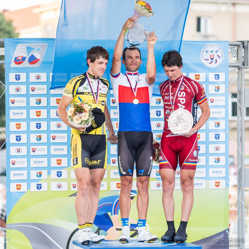 Majstrovstvá SR a ČR v cestnej cyklistike 2013
